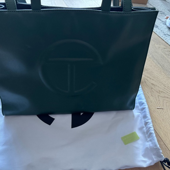 Telfar Medium Olive Bag - Picture 3 of 6